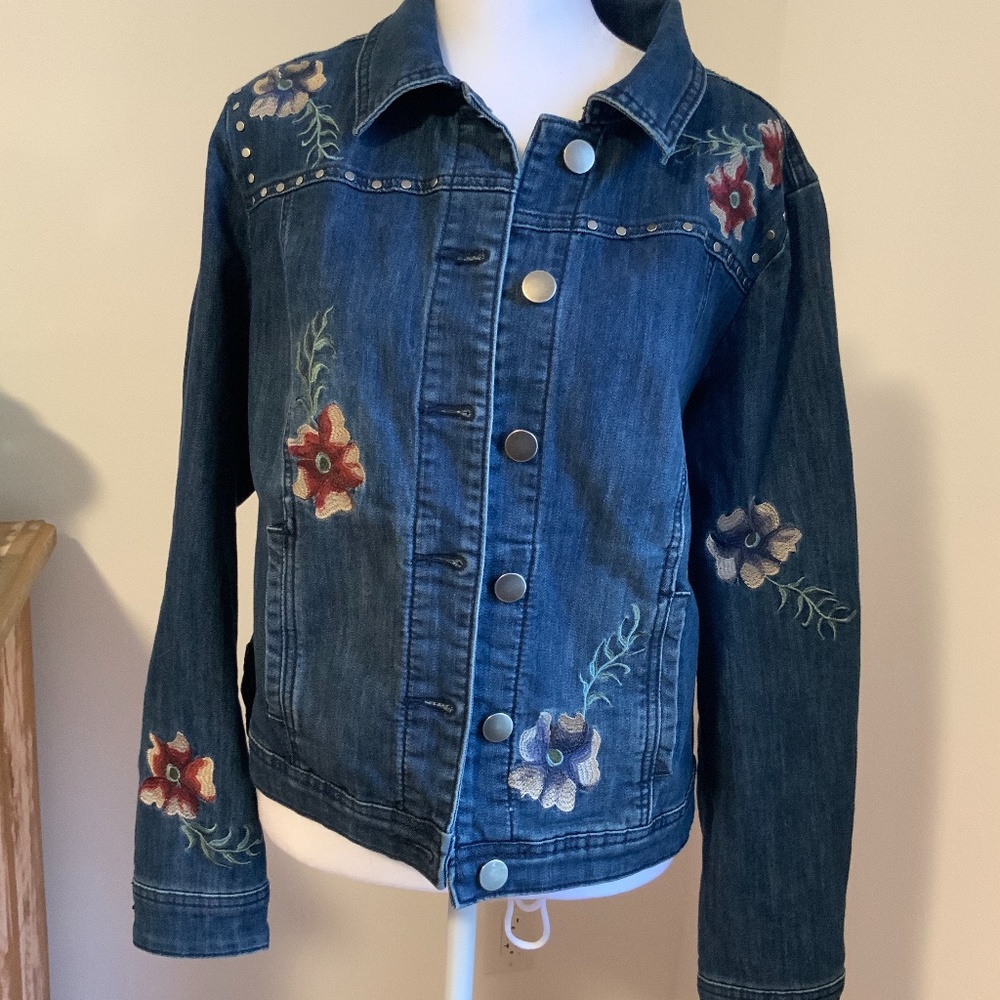 Christopher & Banks jeans floral jacket size M